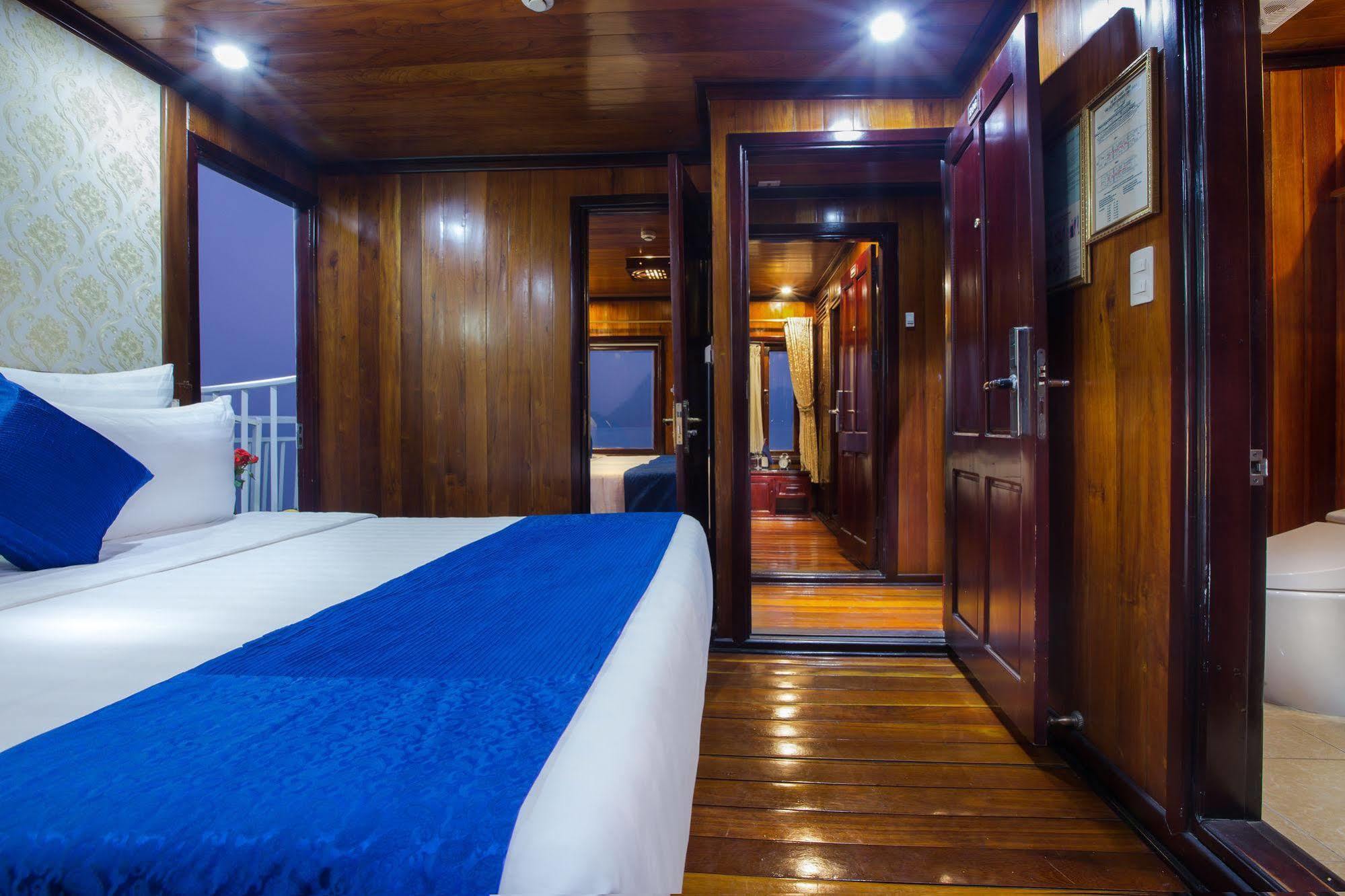 Flamingo Luxury Cruises 호텔 하롱 외부 사진