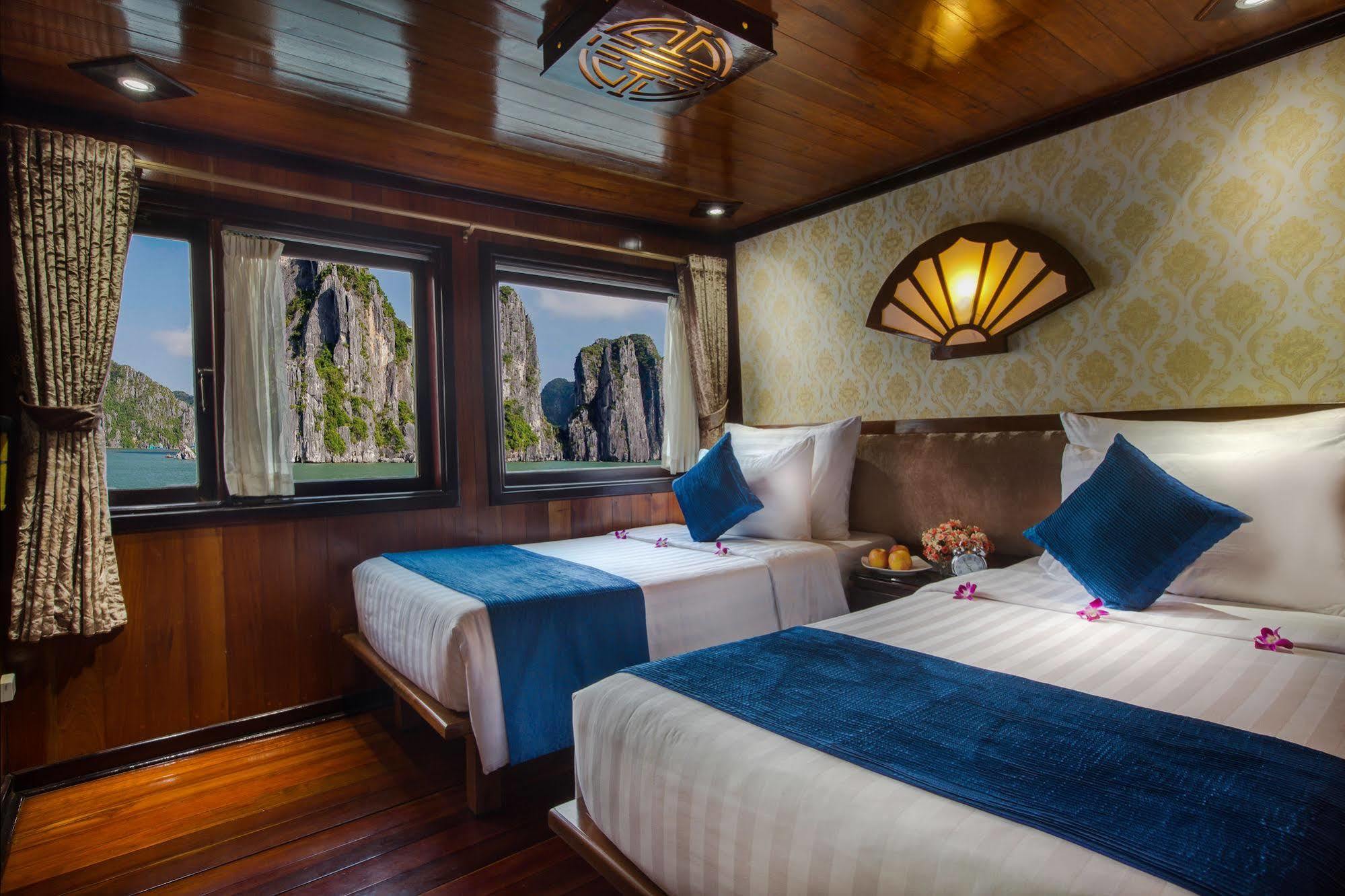 Flamingo Luxury Cruises 호텔 하롱 외부 사진