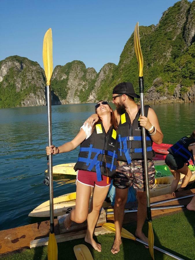Flamingo Luxury Cruises 호텔 하롱 외부 사진
