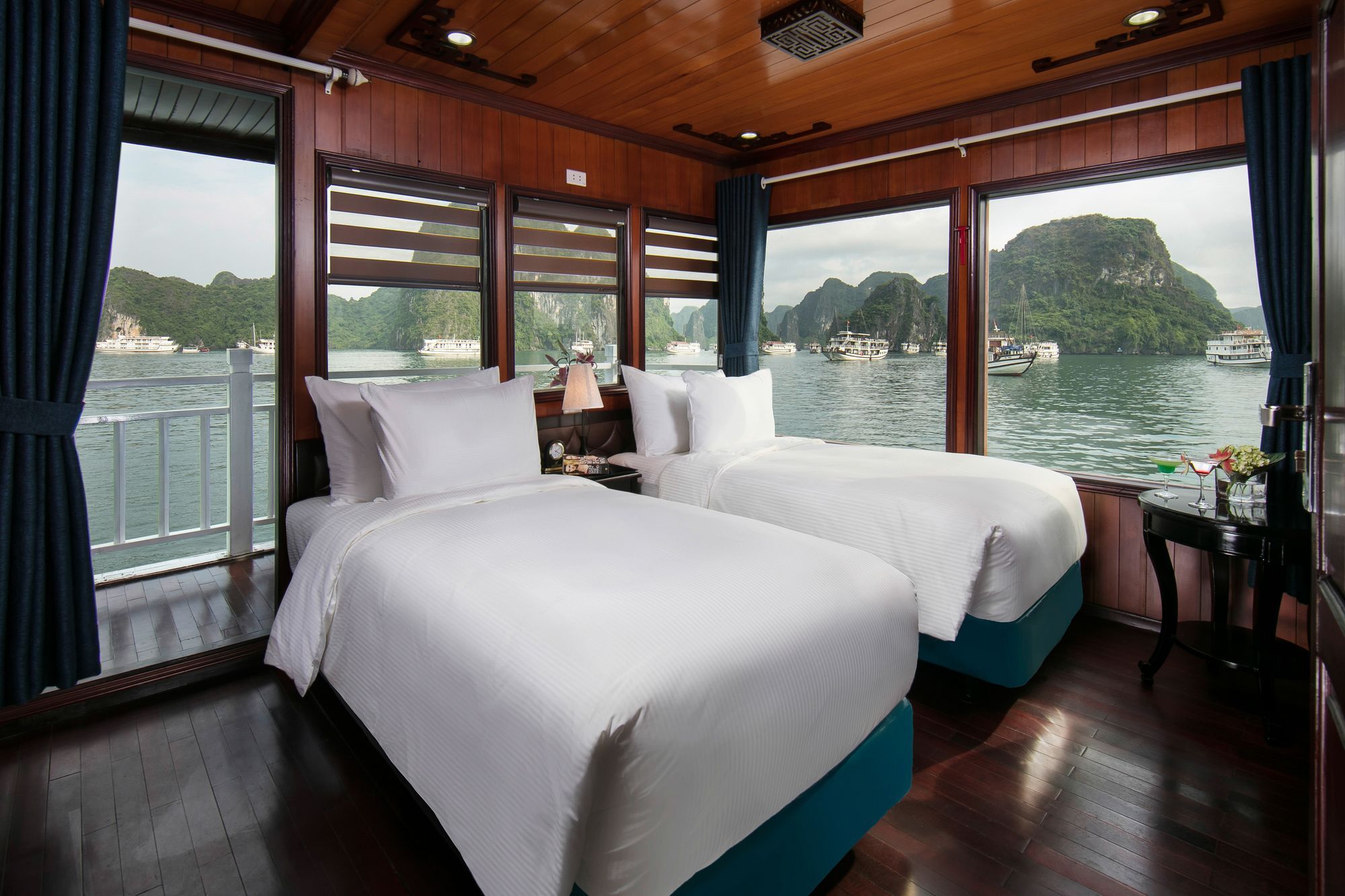 Flamingo Luxury Cruises 호텔 하롱 외부 사진