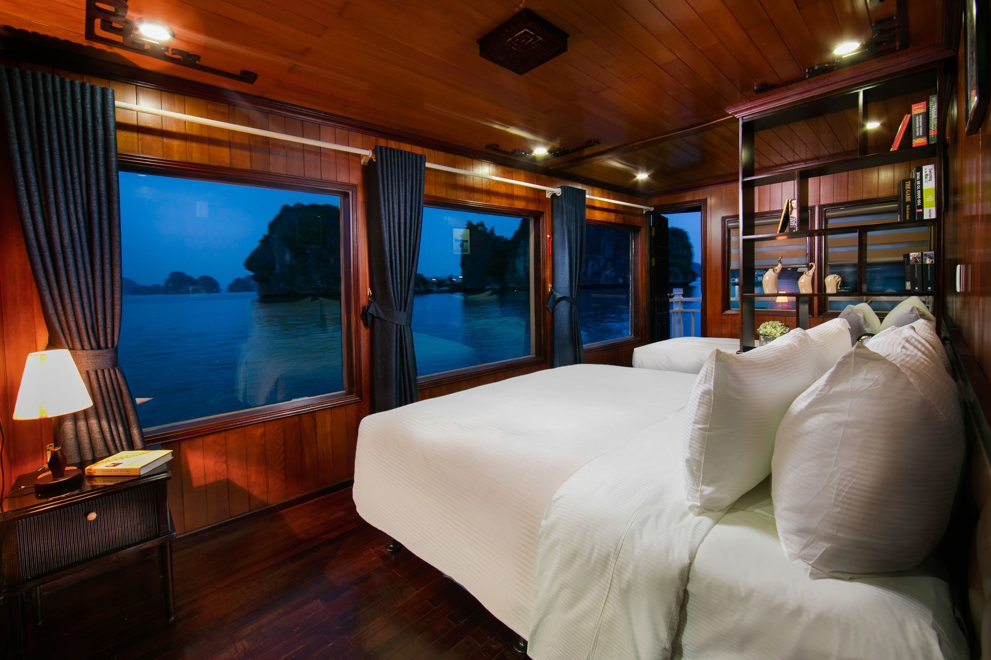 Flamingo Luxury Cruises 호텔 하롱 외부 사진